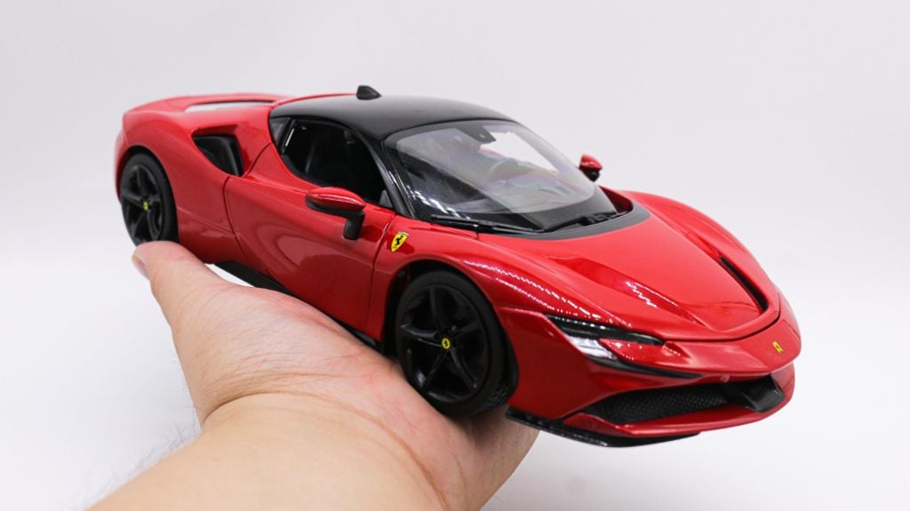 MÔ HÌNH XE FERRARI SF90 STRADALE RED 1:18 BBURAGO 7936