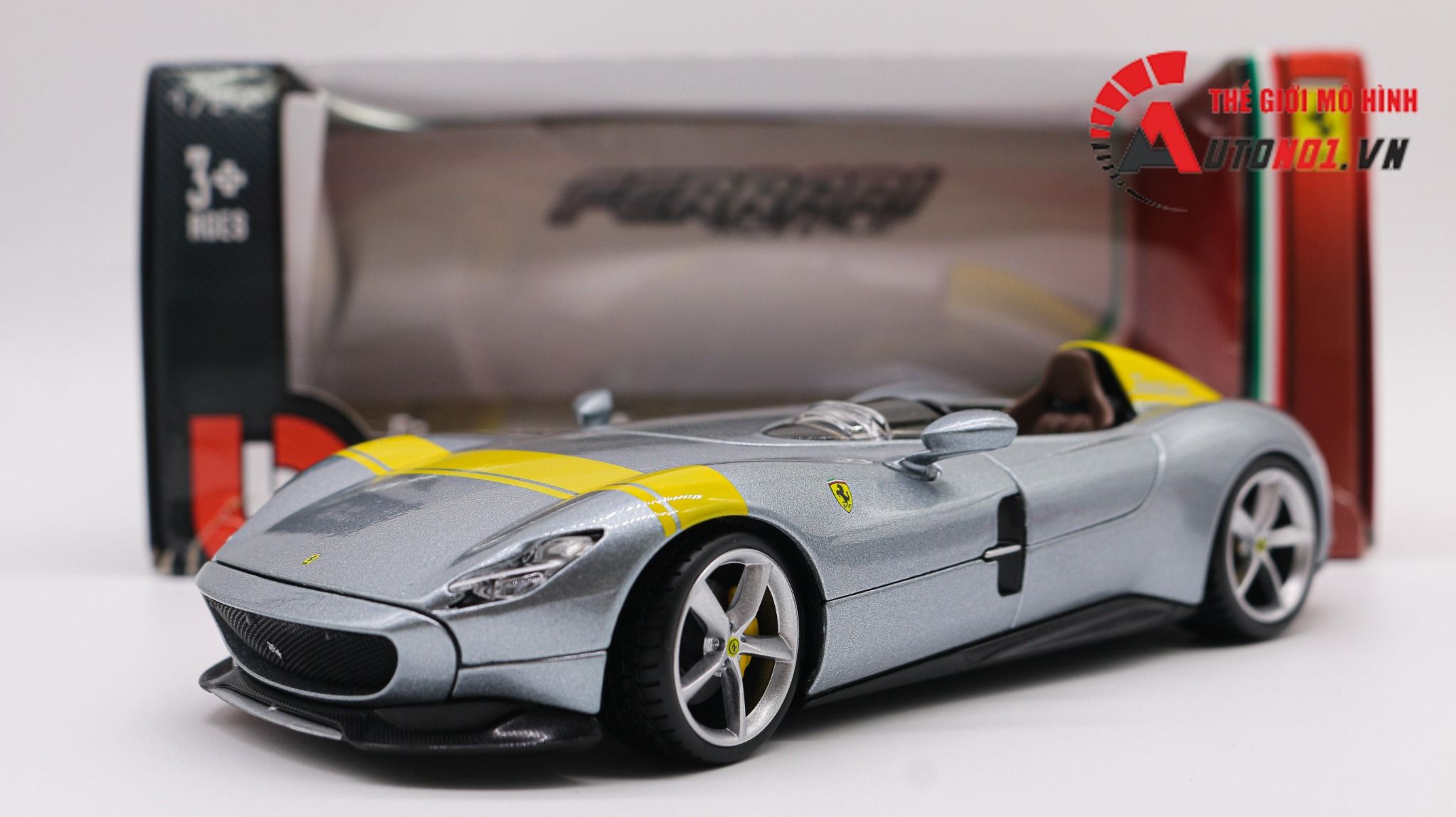  Mô hình xe Ferrari Monza Sp1 Sports đánh lái được full open 1:24 Bburago 7954 