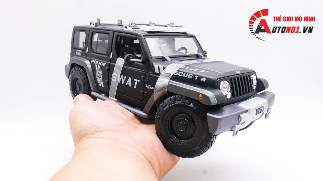  Mô hình xe Jeep rescue concept Police SWAT version 1:18 Maisto 1012 