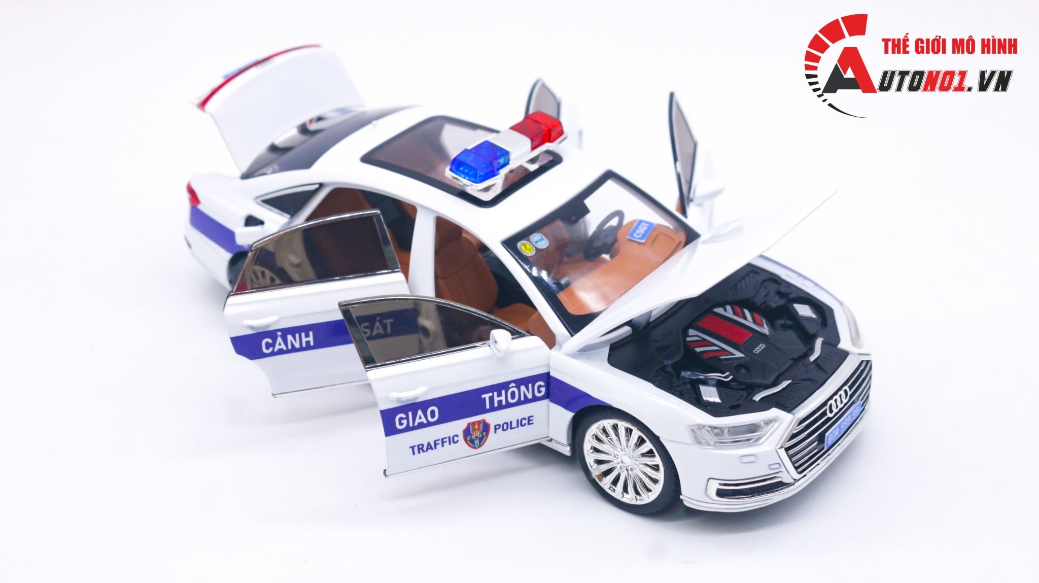  Mô hình xe độ Audi A8 CSGT full kính - full open 1:24 CheZhi Autono1 OT198 