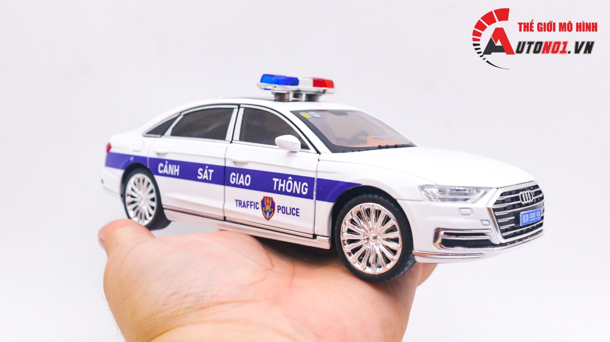  Mô hình xe độ Audi A8 CSGT full kính - full open 1:24 CheZhi Autono1 OT198 