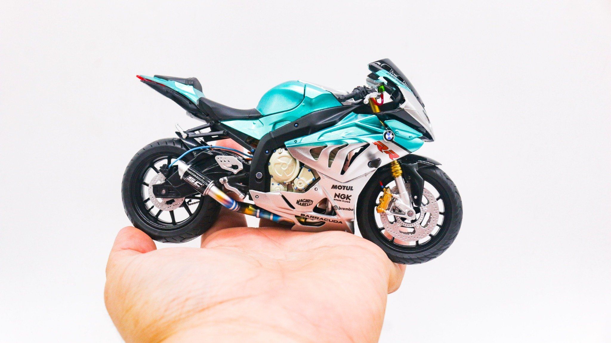  Mô hình xe độ BMW S1000RR green metallic độ pô 1:12 Autono1 Joycity D022F 