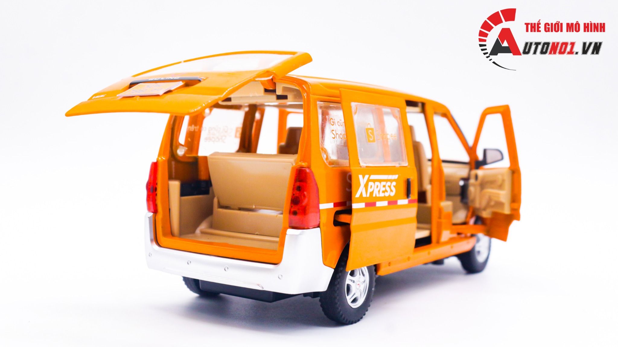  Mô hình xe dịch vụ vận chuyển độ tem Shopee Express full open có âm thanh-đèn tỉ lệ 1:24 Autono1 Jinlifiang OT206 