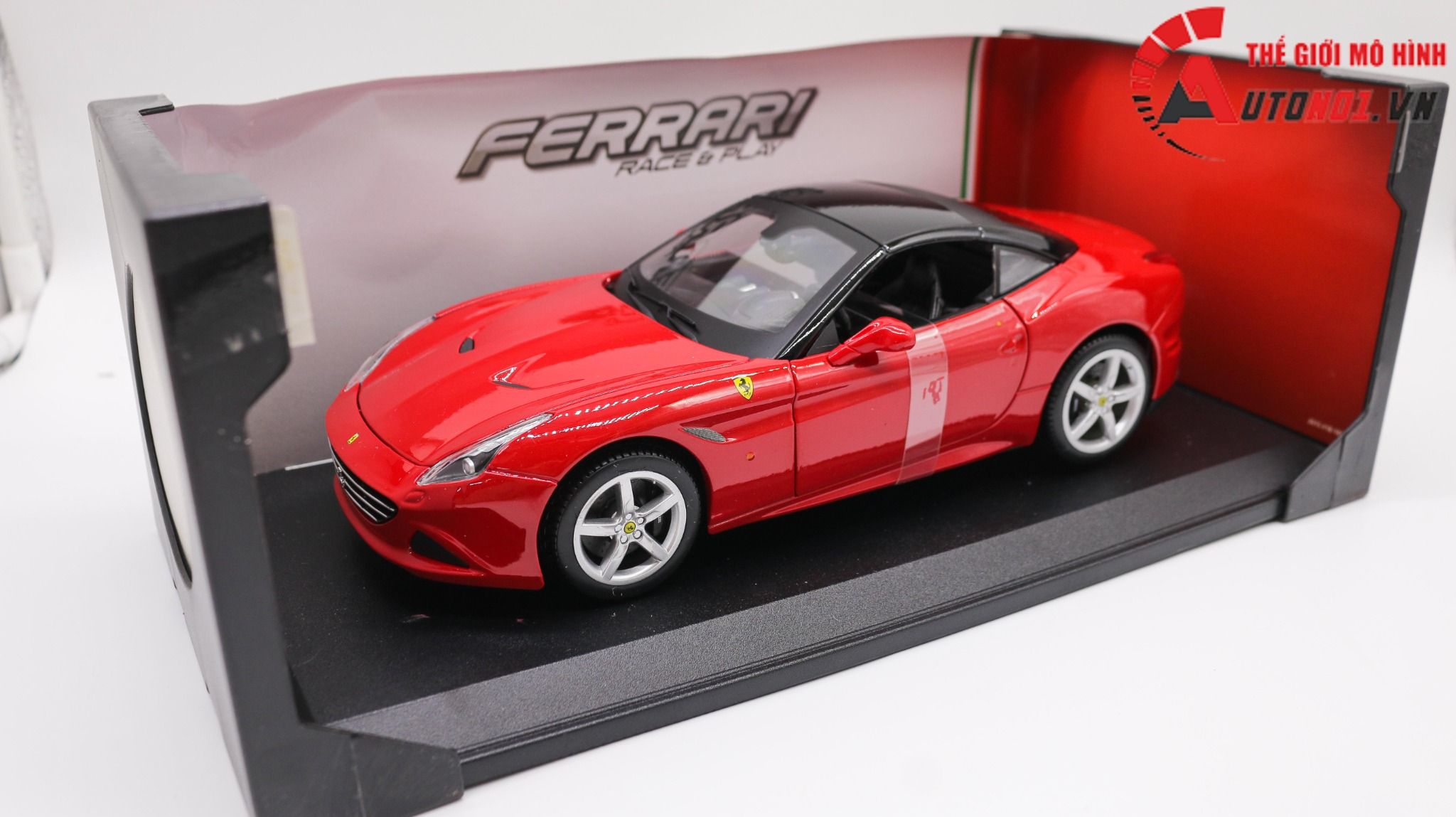  Xe mô hình Ferrari California T Close Top Red 1:18 Bburago 1678 