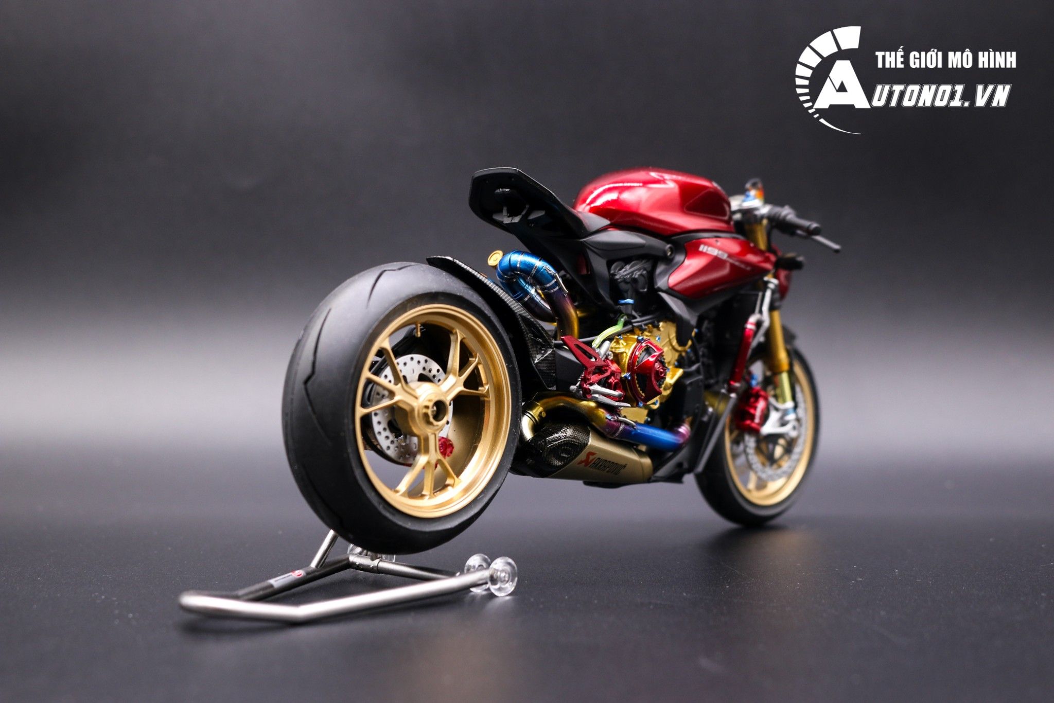  Mô hình xe cao cấp Ducati 1199 Panigale Cafe Racer Red 1:12 Tamiya D055 