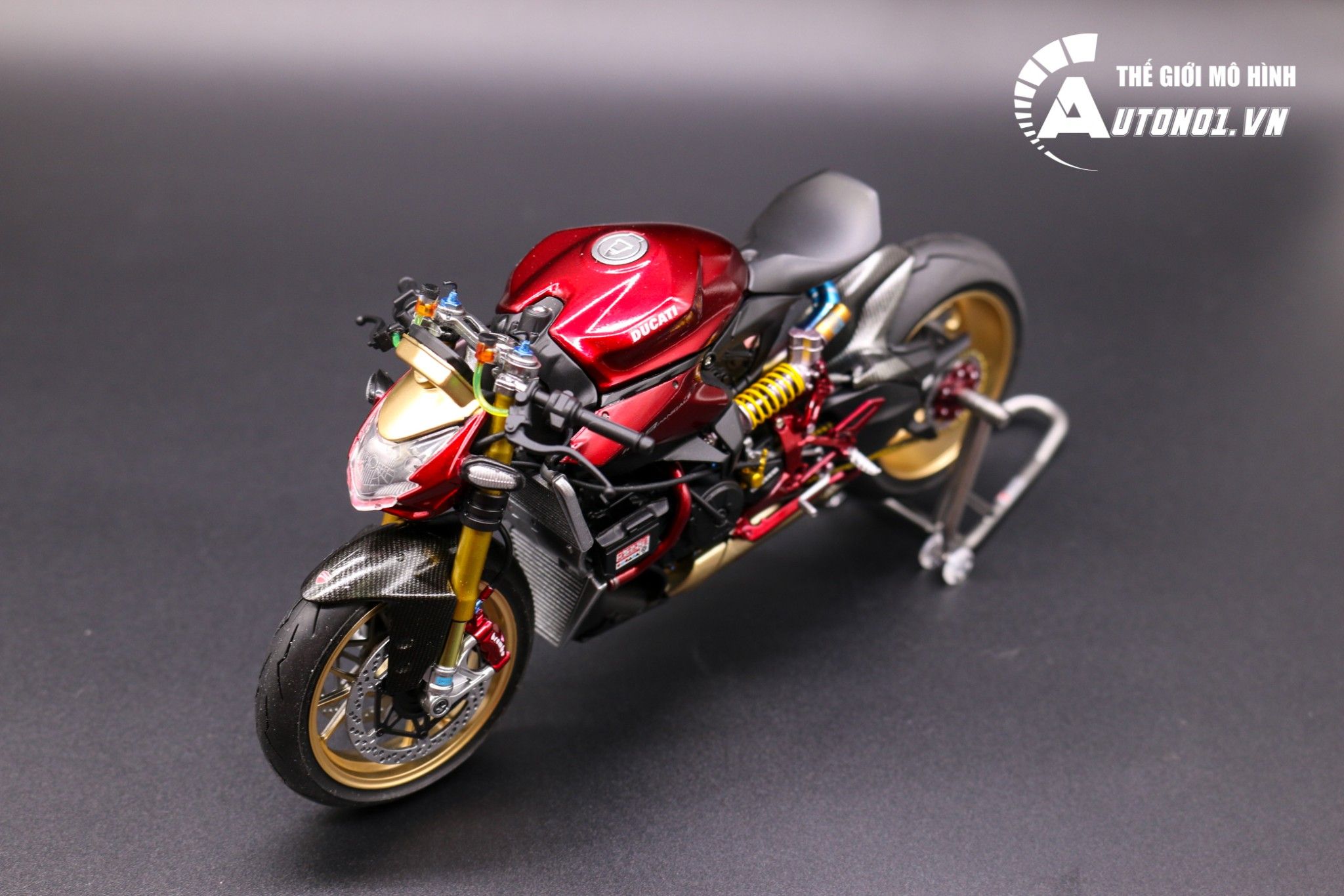  Mô hình xe cao cấp Ducati 1199 Panigale Cafe Racer Red 1:12 Tamiya D055 