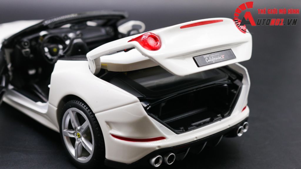 XE MÔ HÌNH FERRARI CALIFORNIA T OPEN TOP WHITE 1:18 BBURAGO 1676