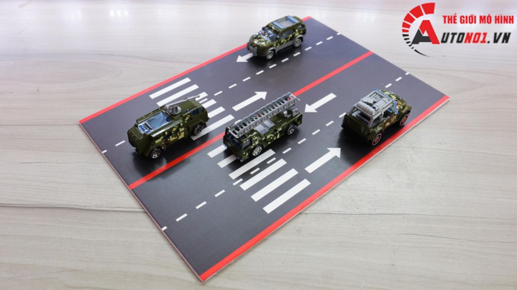 DIORAMA MẶT ĐƯỜNG - PARKING KÍCH THƯỚC 20X30 CM CHO Ô TÔ TỈ LỆ 1:64 AUTONO1 DR011A