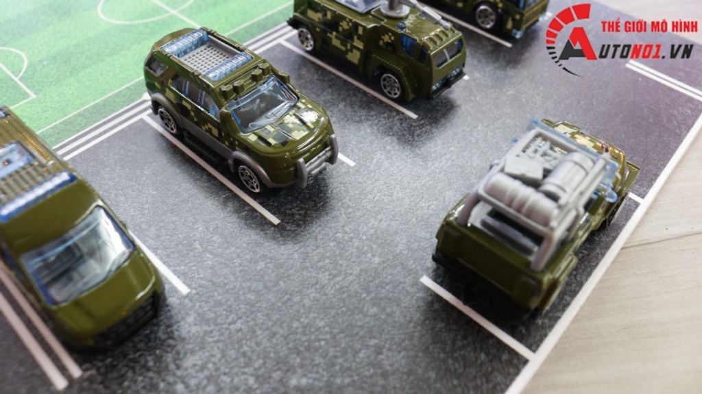 DIORAMA MẶT ĐƯỜNG - PARKING KÍCH THƯỚC 30X30 CM CHO Ô TÔ TỈ LỆ 1:64 AUTONO1 DR012A