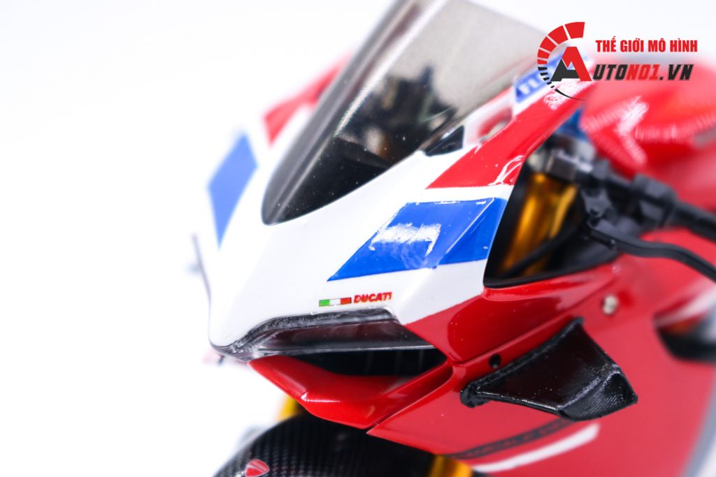 MÔ HÌNH DUCATI V4S CORSE CARBON 1:12 TAMIYA D100