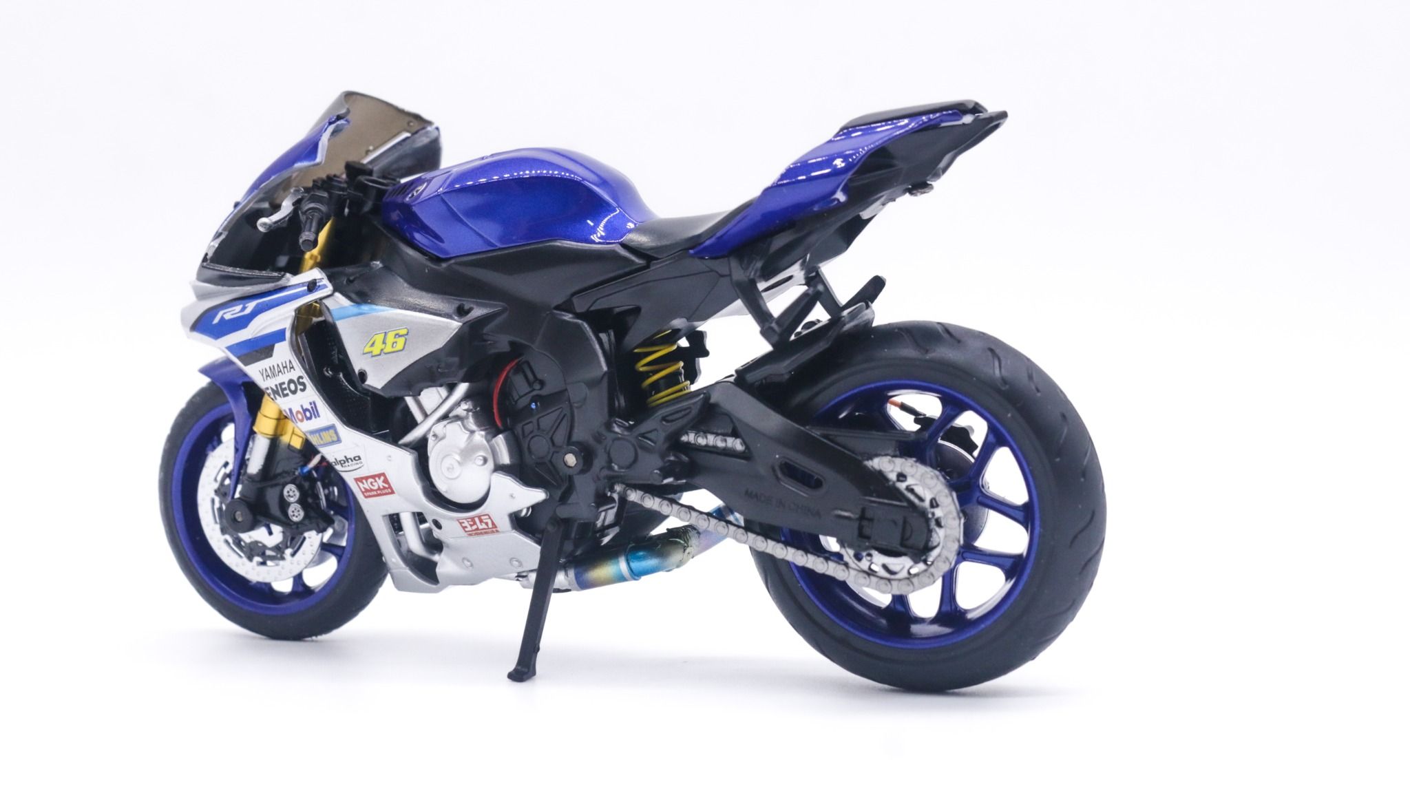  Mô hình xe độ Yamaha Yzf R1m Blue Pô Akrapovic 1:12 Autono1 MSZ D028C 