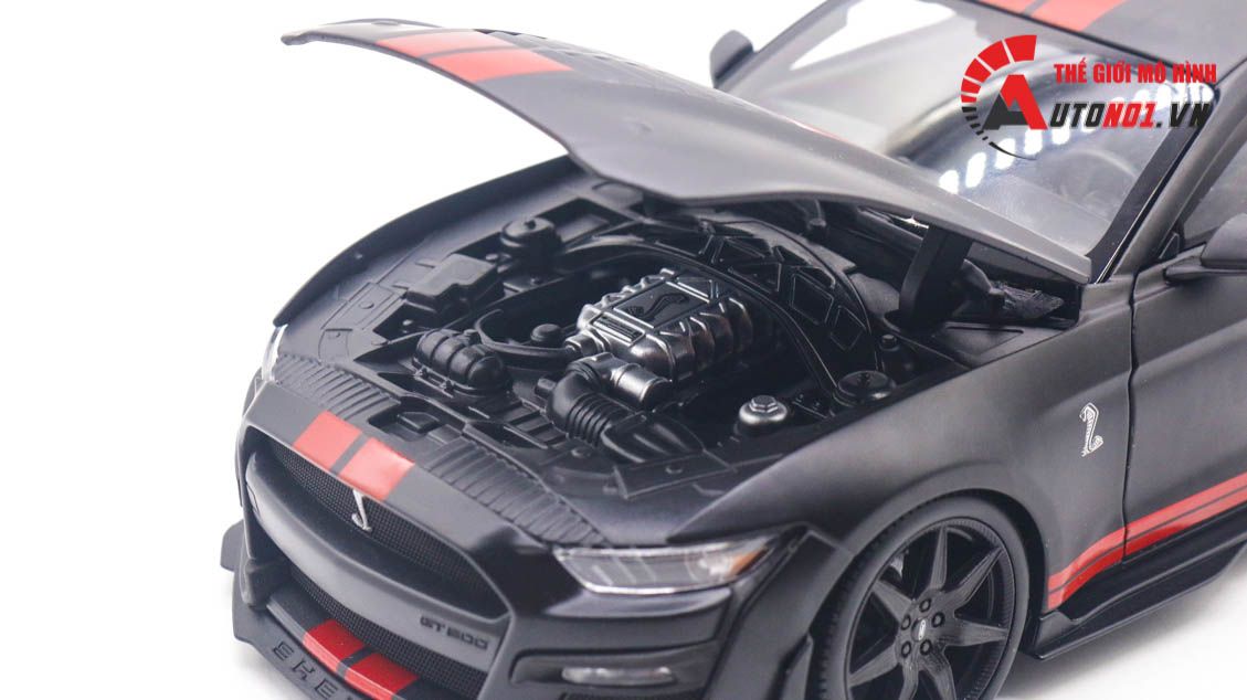  Mô hình xe Ford Mustang Shelby Cobra Gt500 1:18 Maisto 7030 