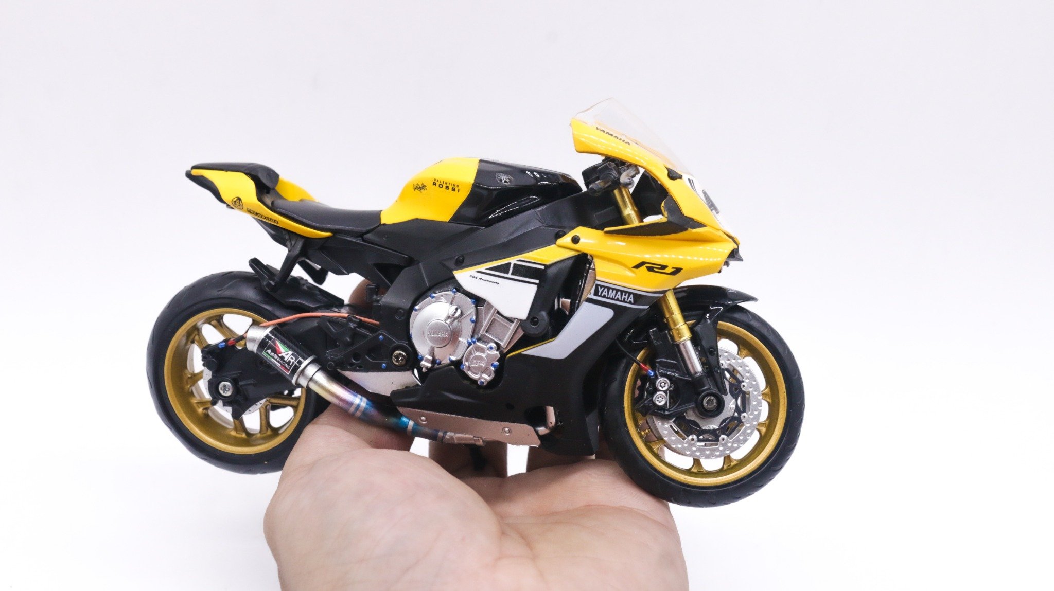  Mô hình xe độ Yamaha R1m 60th Anniversary Yellow Ver 2 - Pô R1m 1:12 Autono1 MSZ D028K 