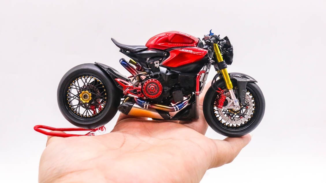  Mô hình xe cao cấp Ducati 1199 Panigale Cafe Racer Grey Red cao cấp nồi khô ghi đông mâm căm dĩa kim loại 1:12 Tamiya D201 