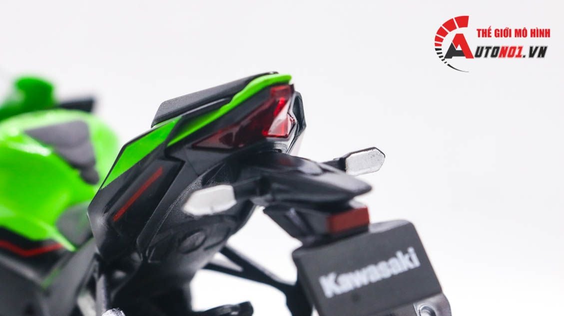  Mô hình xe Kawasaki Ninja ZX-10R 1:12 Welly MT082 