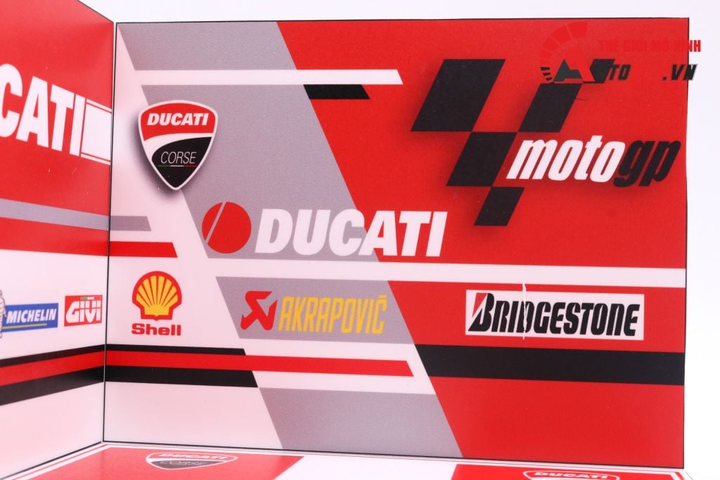 DIORAMA DECOR SHOWROOM DUCATI MÔ TÔ GP 1:18 20X18X15CM PK064