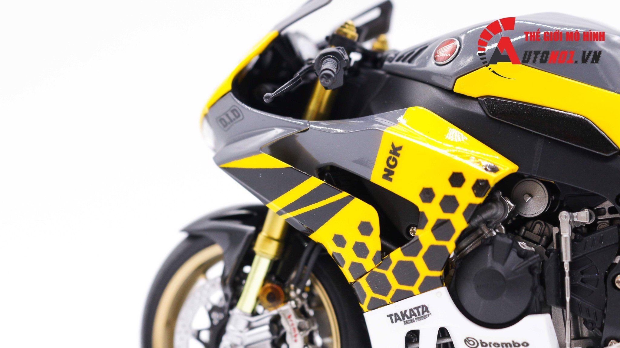  Mô hình xe cao cấp Honda Cbr 1000rr Yellow Bee 1:12 Tamiya D122 