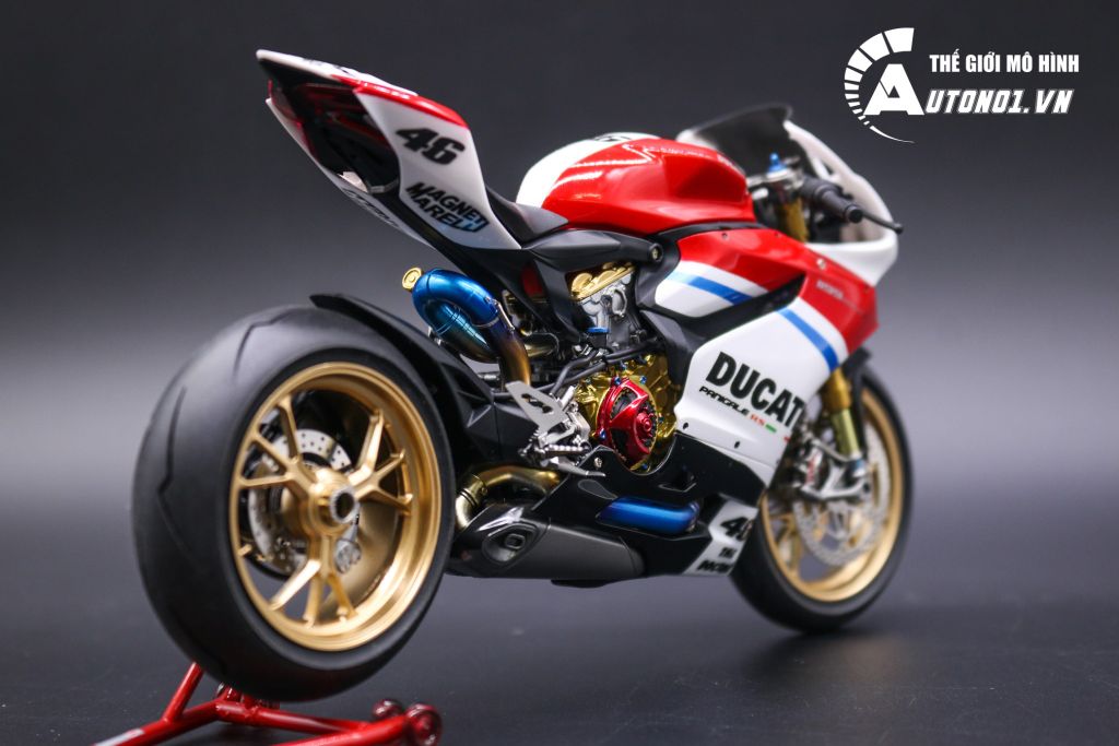 MÔ HÌNH DUCATI 1199 PANIGALE S CUSTOM NO.46 LÊN ĐỒ KIM LOẠI & NỒI MASSA 1:12 TAMIYA D072