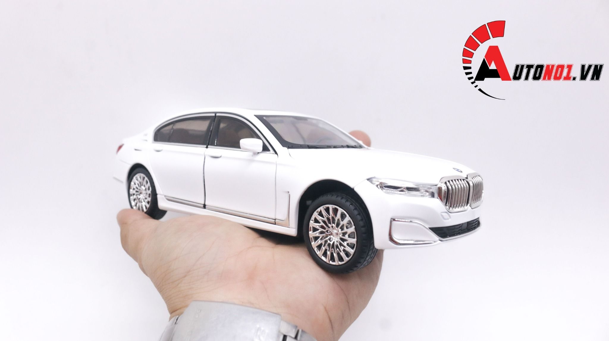  Mô hình xe ô tô Bmw 760Li tỉ lệ 1:24 Chezhi OT191 