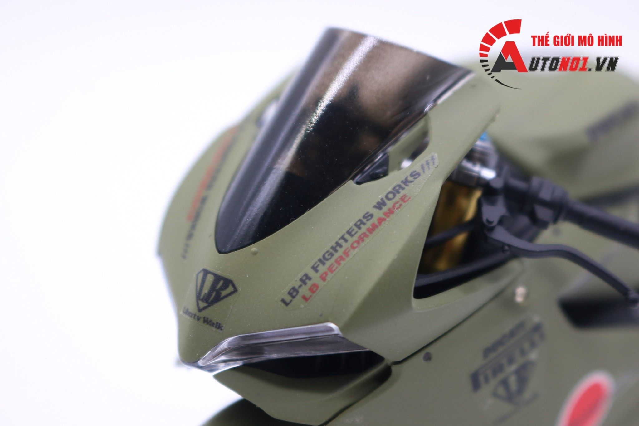  Mô hình xe Ducati 1199 Panigale S Liberty Walk Army 1:12 Tamiya D071 