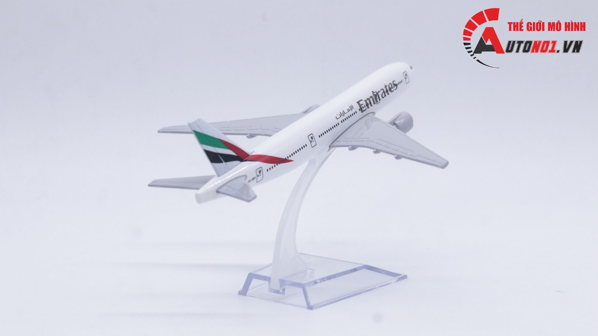  Mô hình máy bay Emirates A6-EEI Airbus A380 16cm MB16090 
