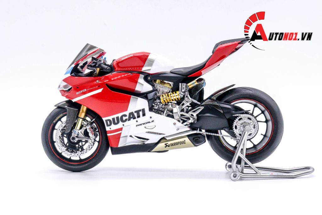 MÔ HÌNH CAO CẤP DUCATI 1199 PANIGALE CUSTOM V4 S CORSE 1:12 TAMIYA D051