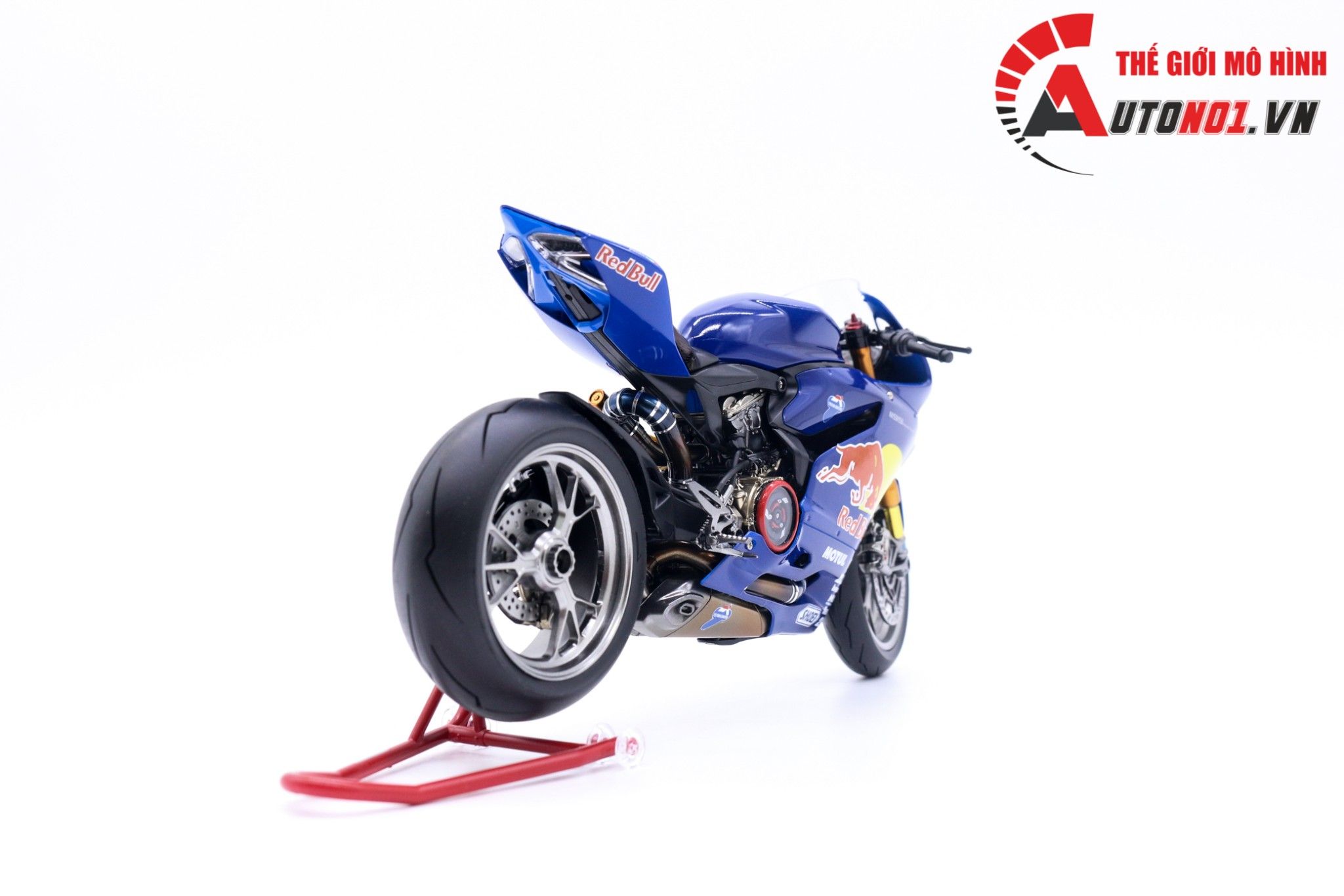  Mô hình xe Ducati 1199 Panigale S Custom Red Bull Nồi Khô 1:12 Tamiya D075 