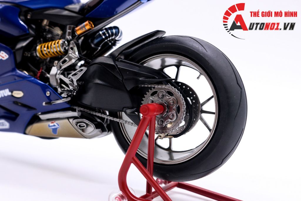 MÔ HÌNH DUCATI 1199 PANIGALE S CUSTOM RED BULL NỒI KHÔ 1:12 TAMIYA D075