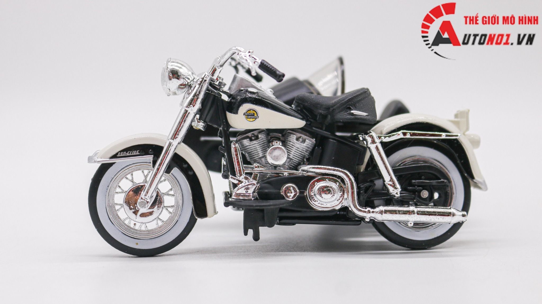  Mô hình xe Harley Davidson Side Car 1958 Flh Duo Glide 1:18 Maisto 1790d 