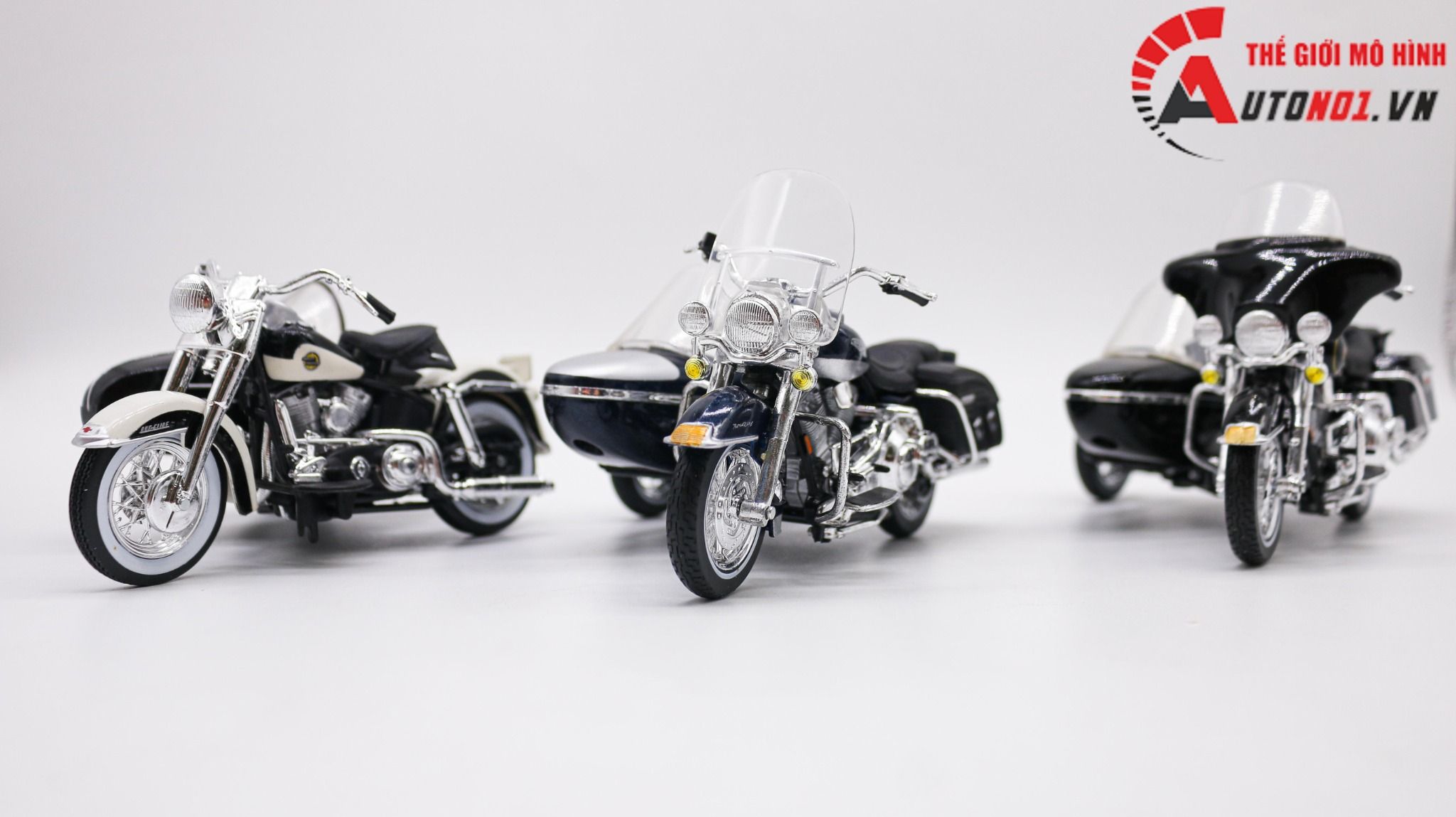  Mô hình xe Harley Davidson Side Car 1958 Flh Duo Glide 1:18 Maisto 1790d 