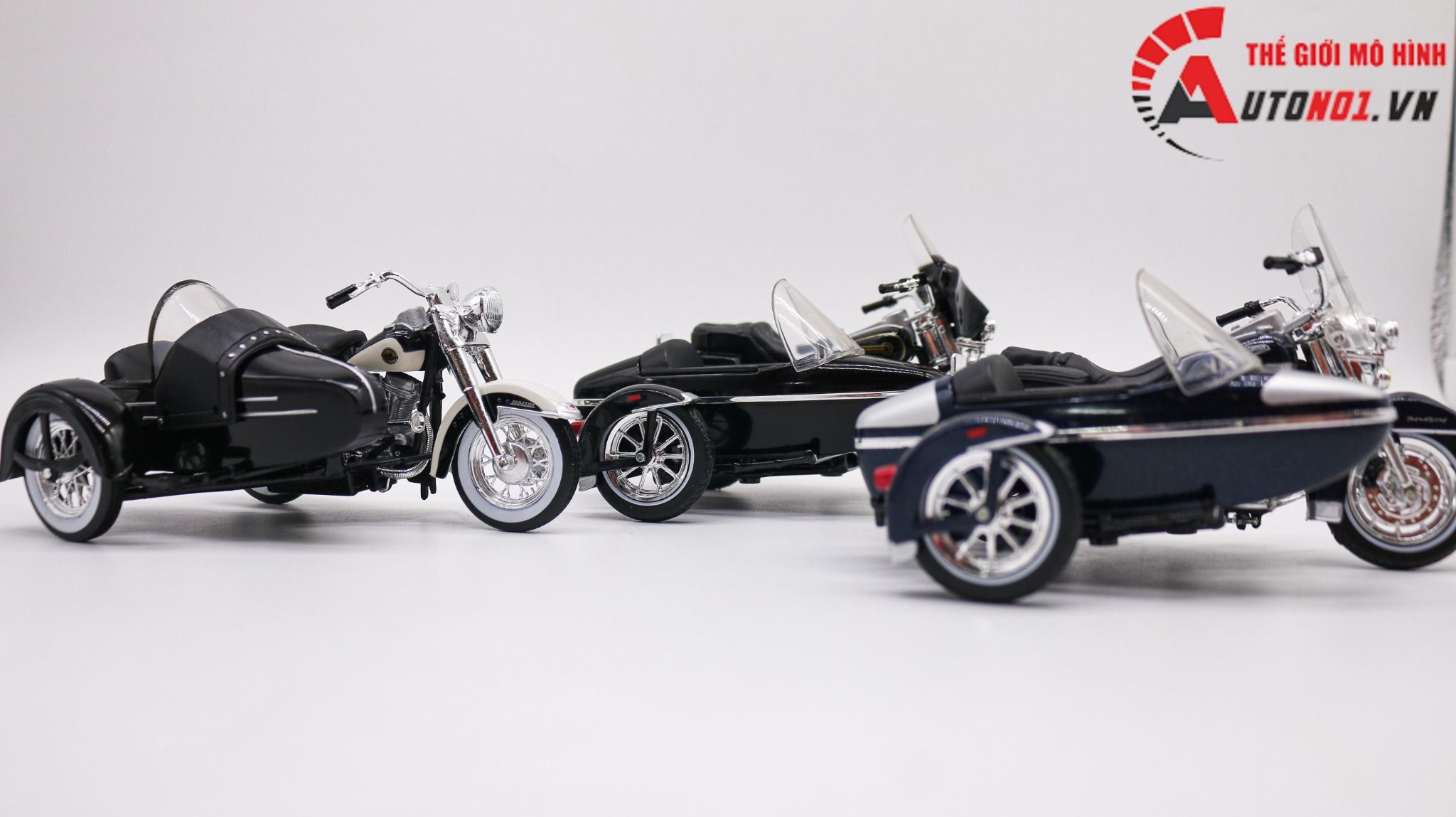  Mô hình xe Harley Davidson Side Car 1958 Flh Duo Glide 1:18 Maisto 1790d 