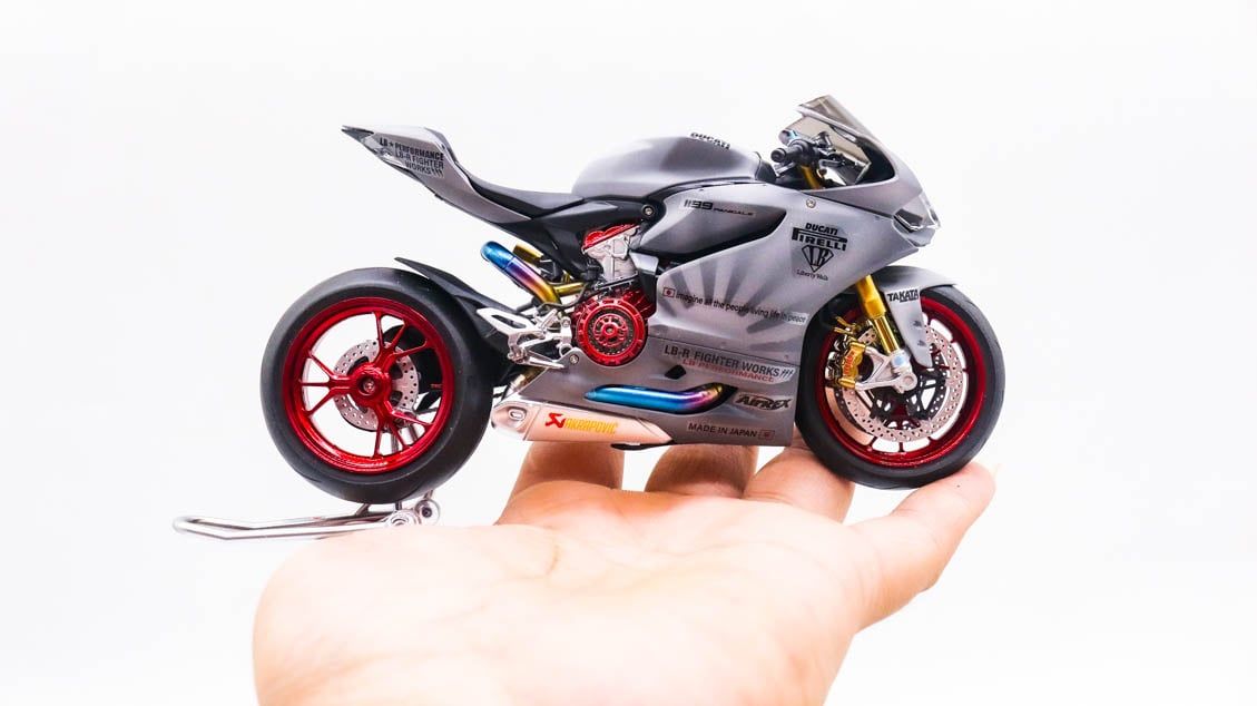  Mô hình xe cao cấp Ducati 1199 Panigale Custom Decal Liberty walk Performance nồi khô 1:12 Tamiya D034 