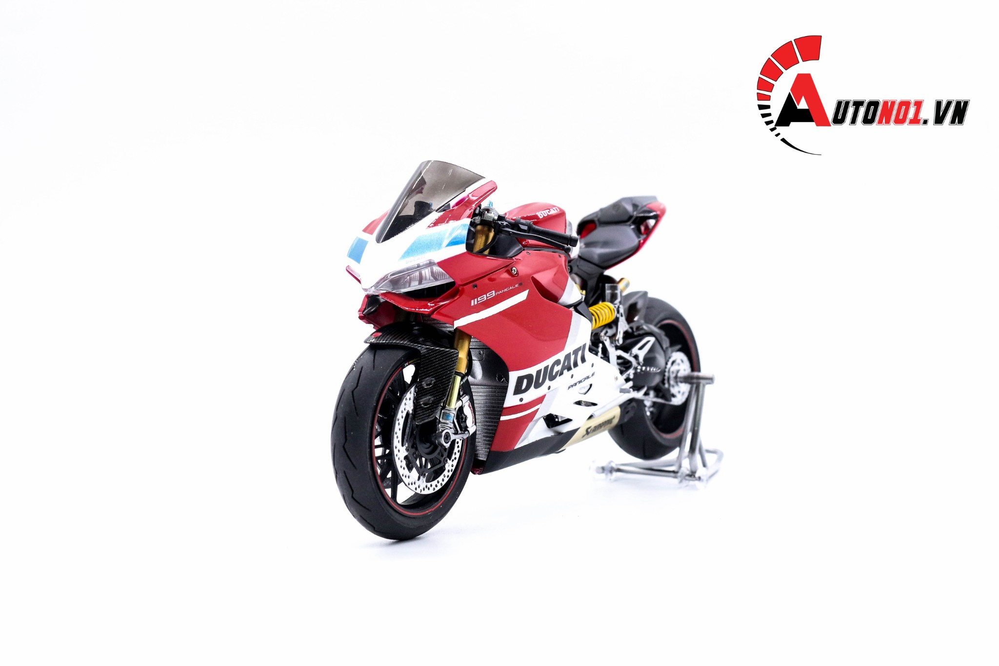 MÔ HÌNH CAO CẤP DUCATI 1199 PANIGALE CUSTOM V4 S CORSE 1:12 TAMIYA D051