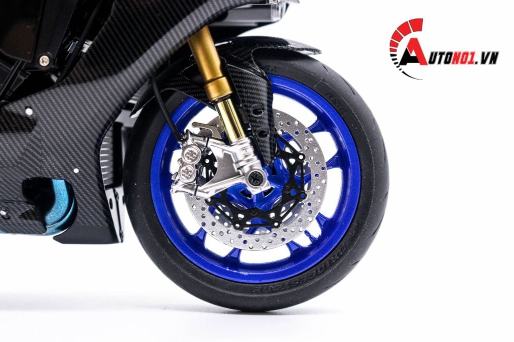 MÔ HÌNH XE YAMAHA YZF R1M CUSTOM CARBON FIBER 1:12 TAMIYA D053