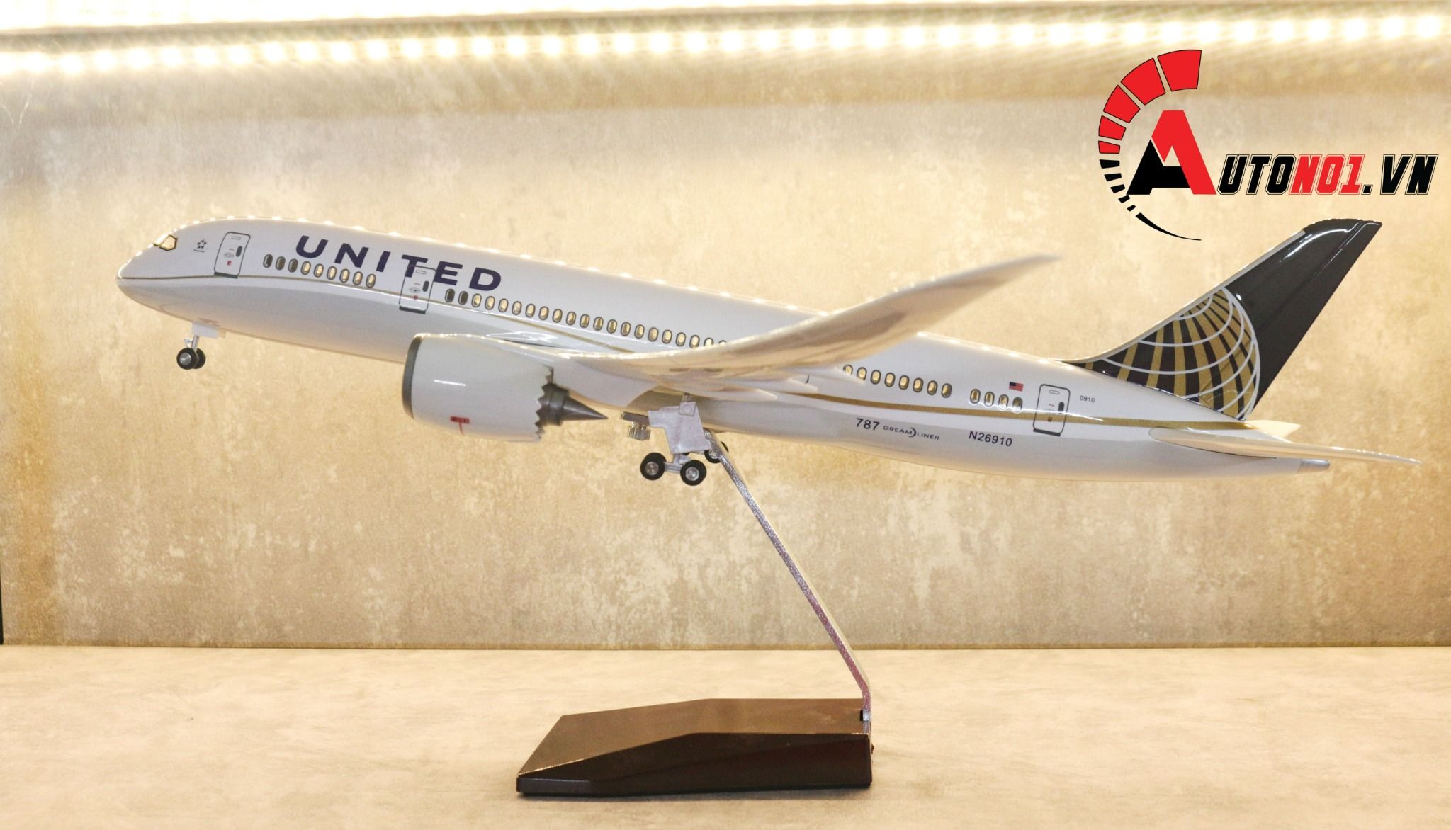  Mô hình máy bay American United Boeing B787 47cm tỉ lệ 1:157 có đèn led tự động theo tiếng vỗ tay hoặc chạm MB47024 