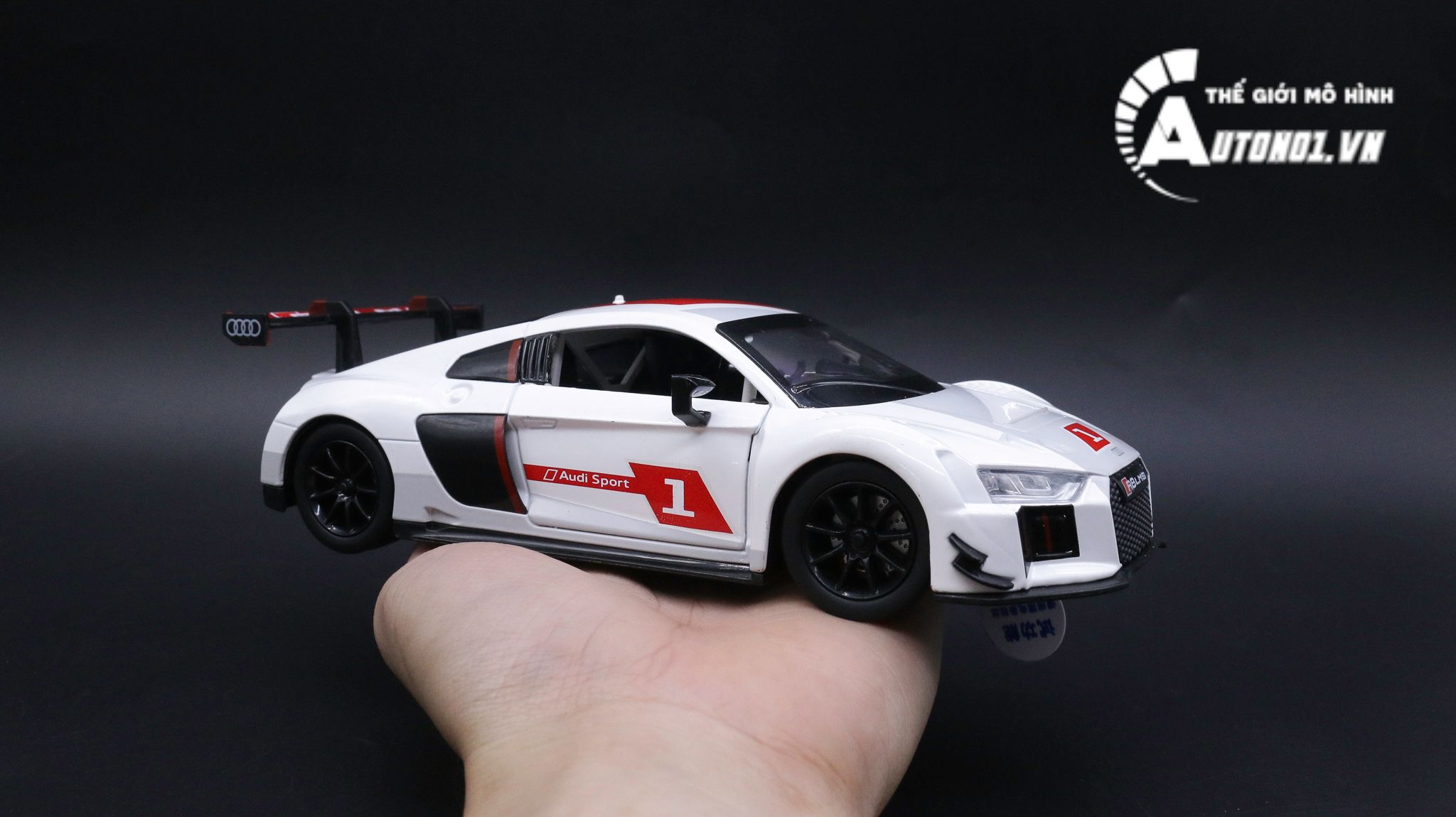  MÔ HÌNH XE AUDI R8 LMS WHITE 1:24 DOUBLE HORSES 7757 