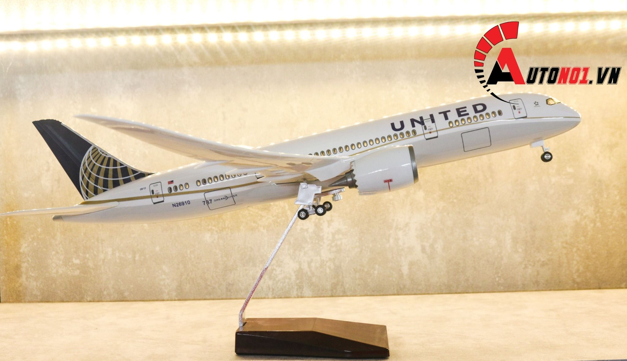  Mô hình máy bay American United Boeing B787 47cm tỉ lệ 1:157 có đèn led tự động theo tiếng vỗ tay hoặc chạm MB47024 