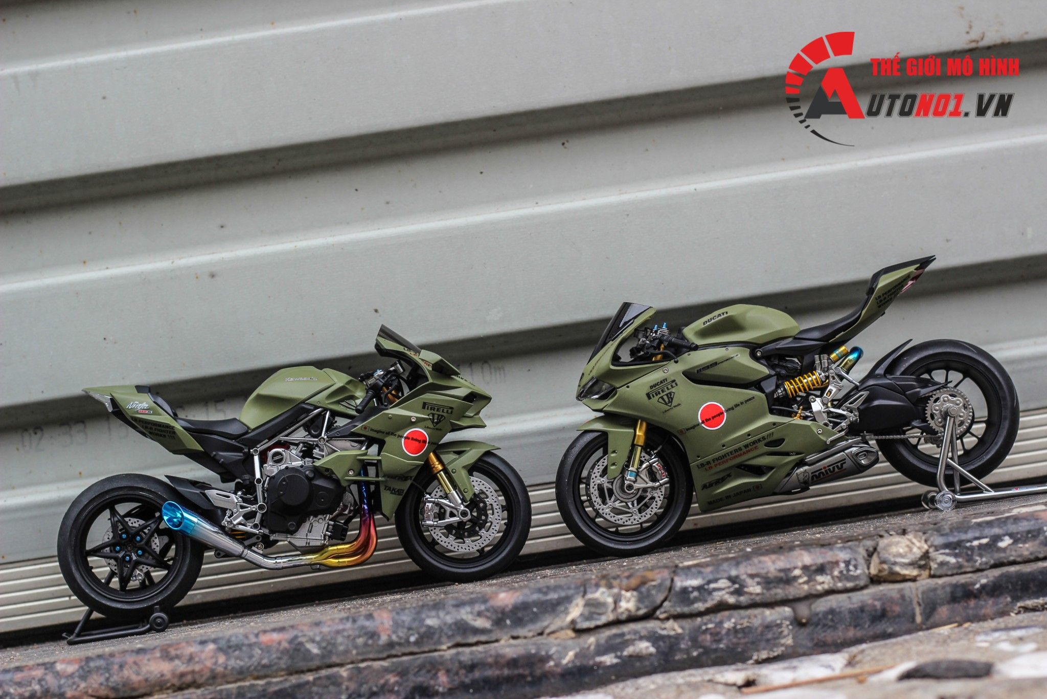  Mô hình xe Kawasaki H2r Custom Liberty Walk Army 1:12 Tamiya D078 