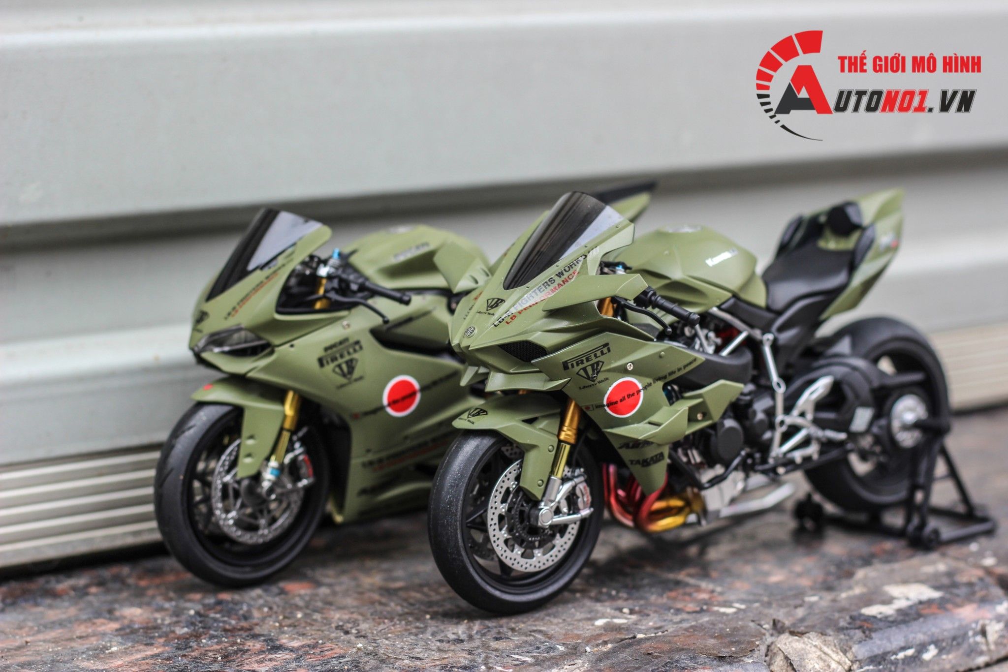  Mô hình xe Kawasaki H2r Custom Liberty Walk Army 1:12 Tamiya D078 