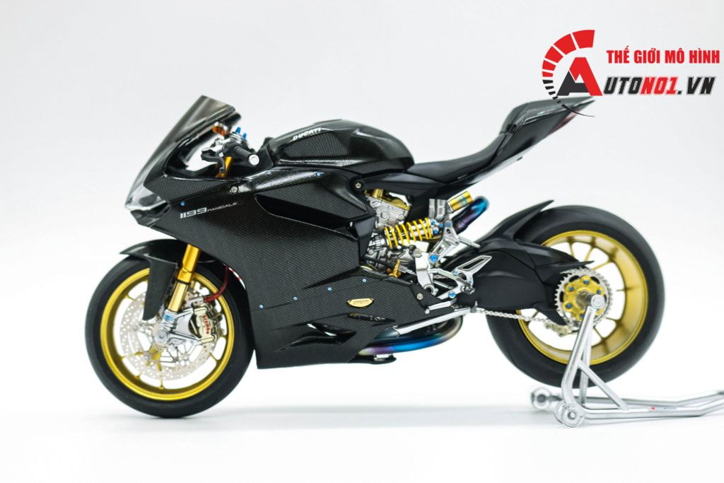 MÔ HÌNH XE DUCATI 1199 PANIGALE FULL CARBON 1:12 TAMIYA