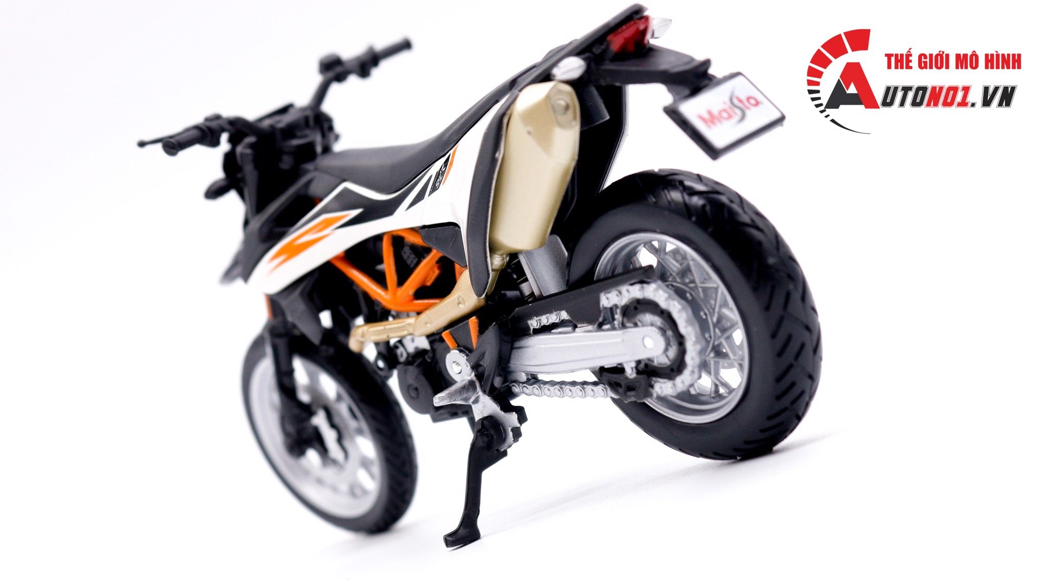  Mô hình xe Ktm 690 1:18 Maisto 7531 