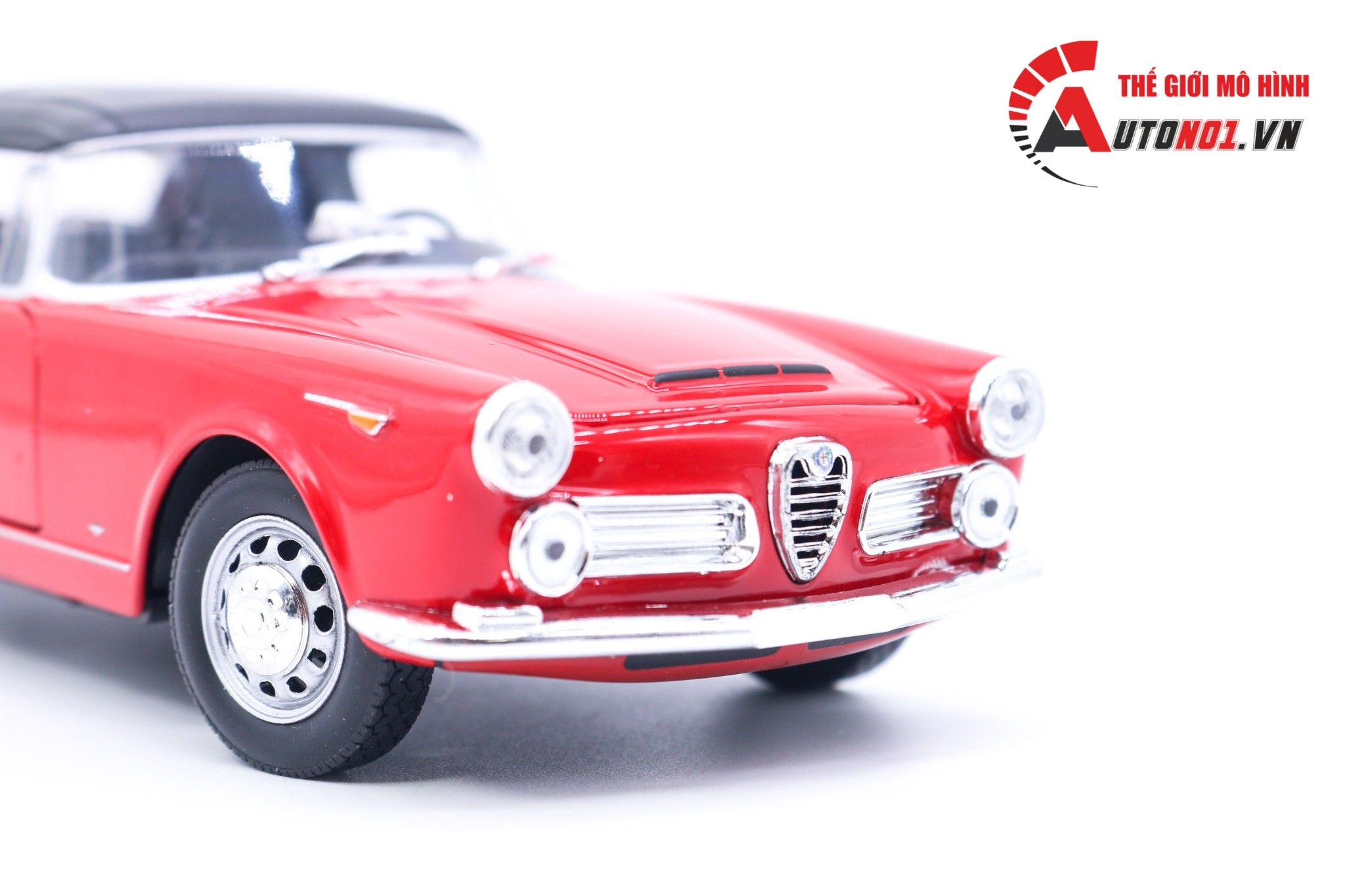  Mô hình xe Alfa Romeo Spider 1960 Red đánh lái được 1:24 Welly 7023 