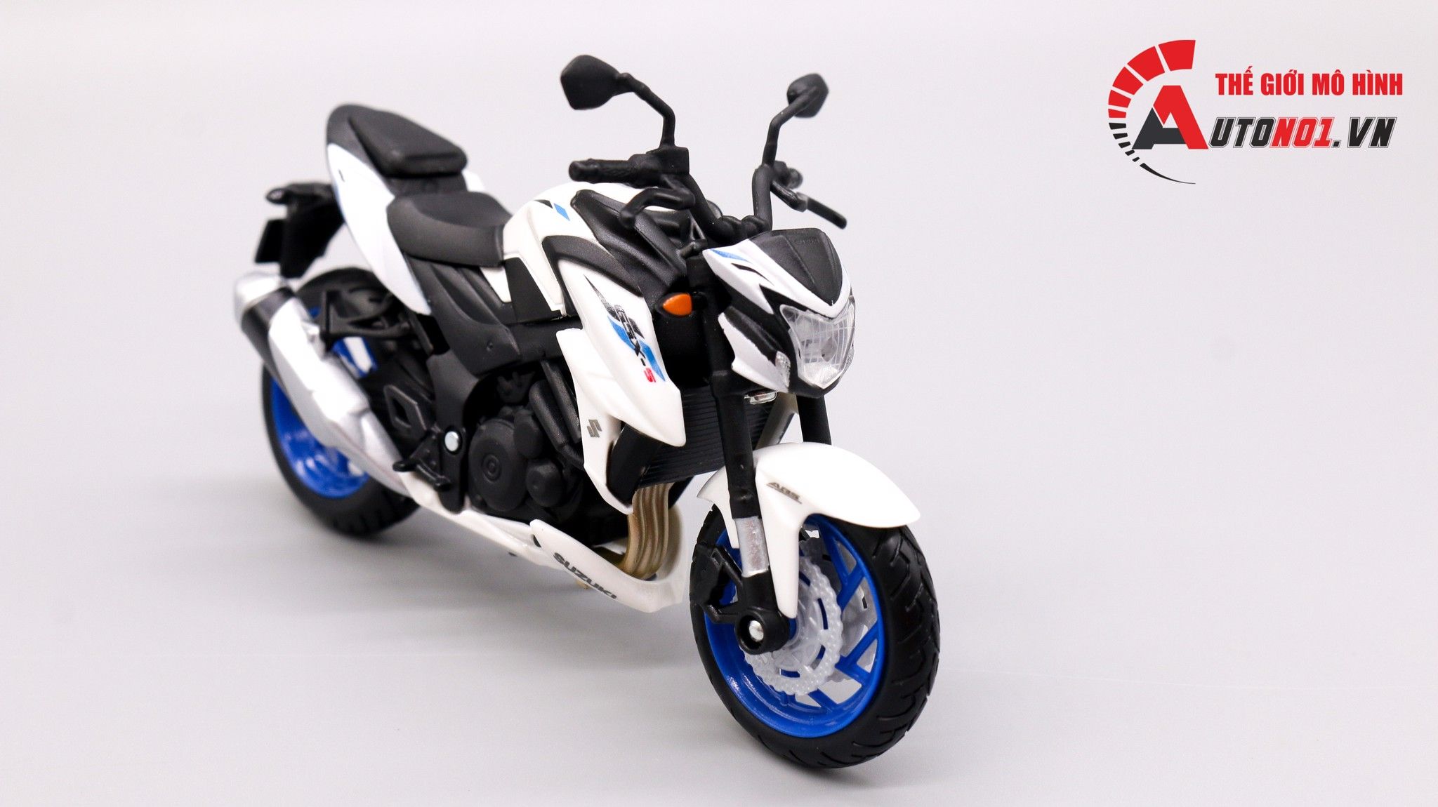  Mô hình xe Suzuki Gsx-s750 1:18 Maisto 7527 