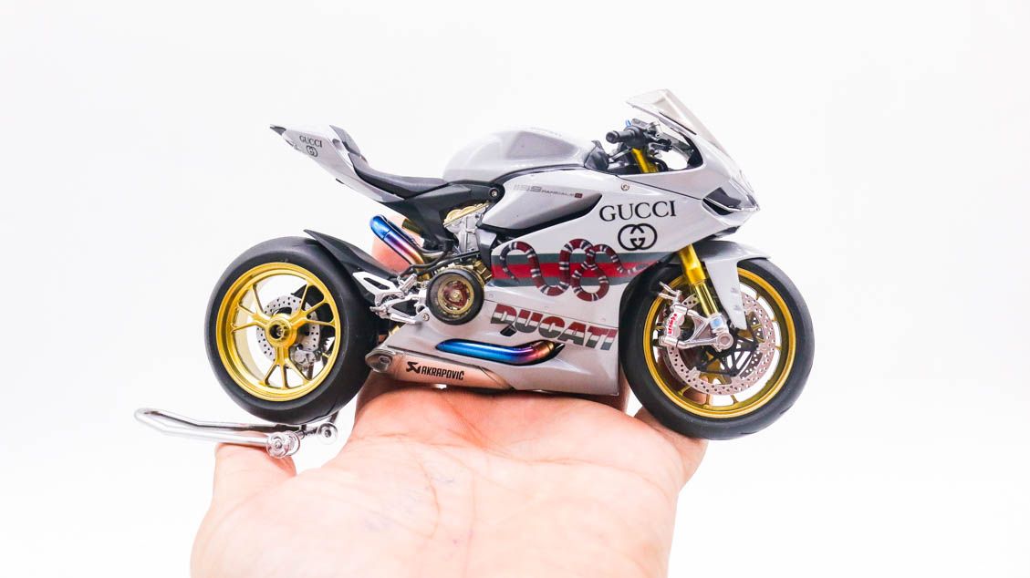  Mô hình xe cao cấp Ducati 1199 Panigale Gucci Nồi Khô 1:12 Tamiya D227H 