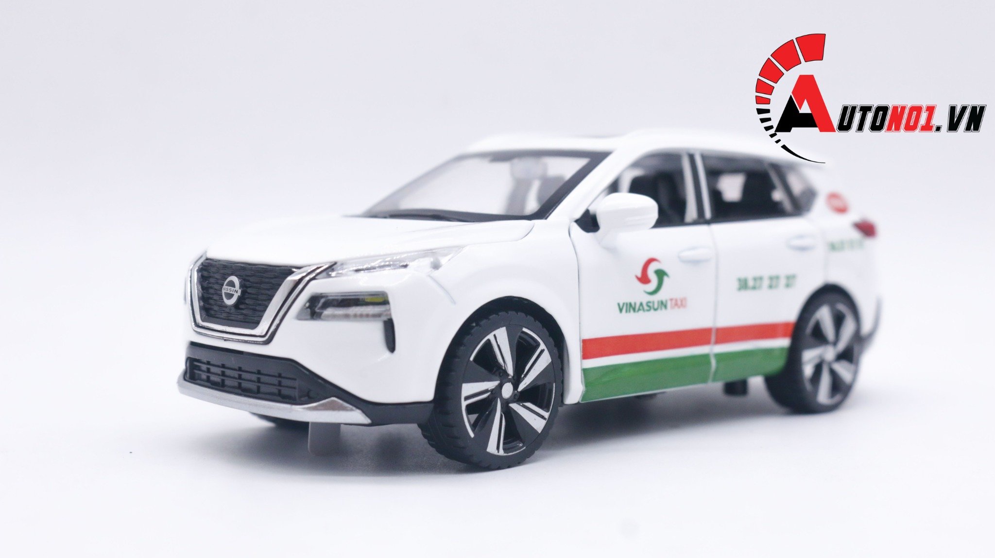  Mô hình xe độ dịch vụ Nissan X-trail taxi Vinasun có hộp mica tỉ lệ 1:32 Autono1 Alloy model OT229 
