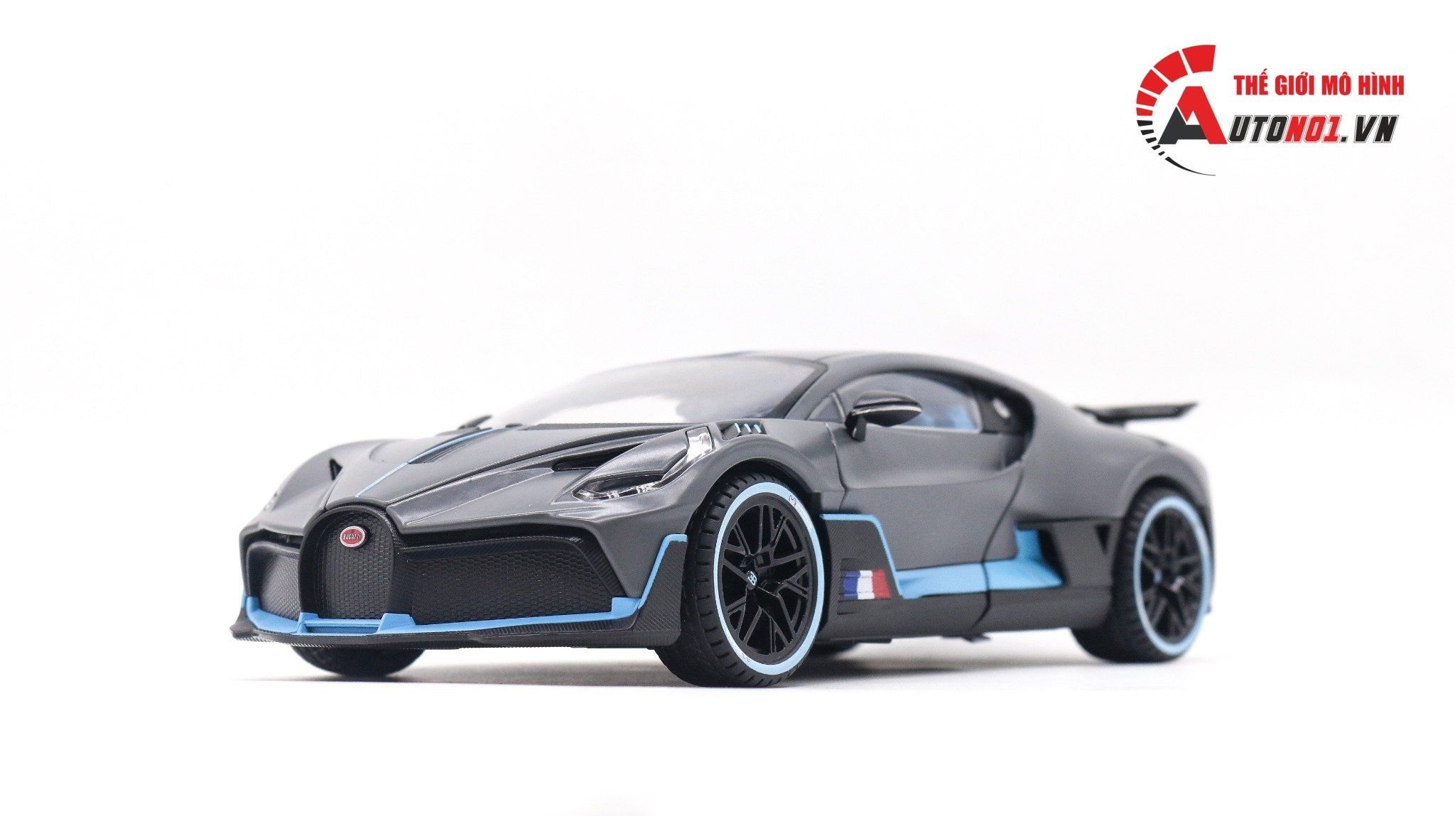  Mô hình xe Bugatti Divo full open - full kính đánh lái được tỉ lệ 1:18 Weitug 