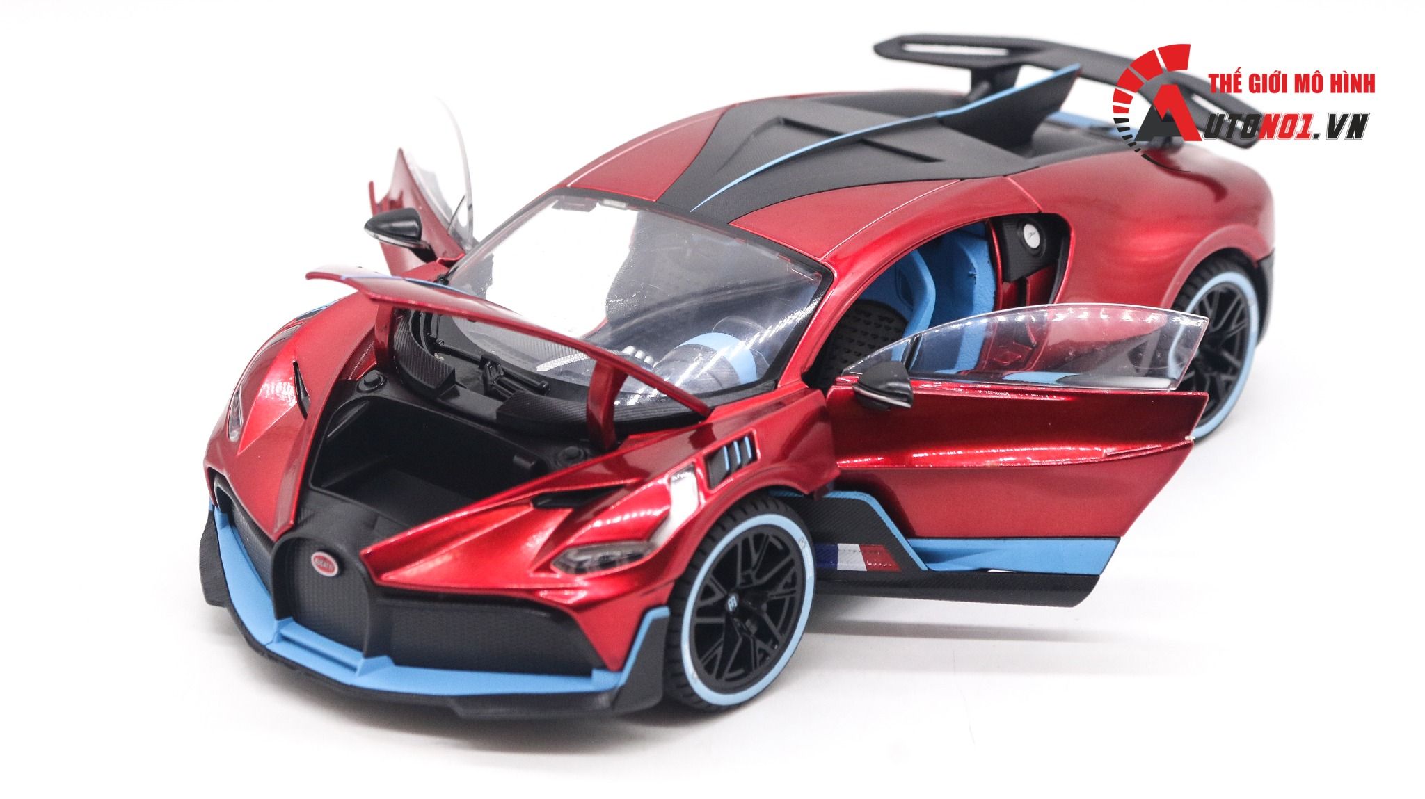  Mô hình xe Bugatti Divo full open - full kính đánh lái được tỉ lệ 1:18 Weitug 