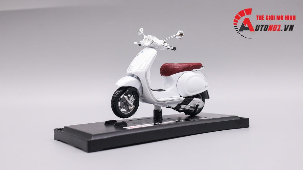 MÔ HÌNH VESPA PRIMAVERA 150 WHITE 1:18 MAISTO 6417