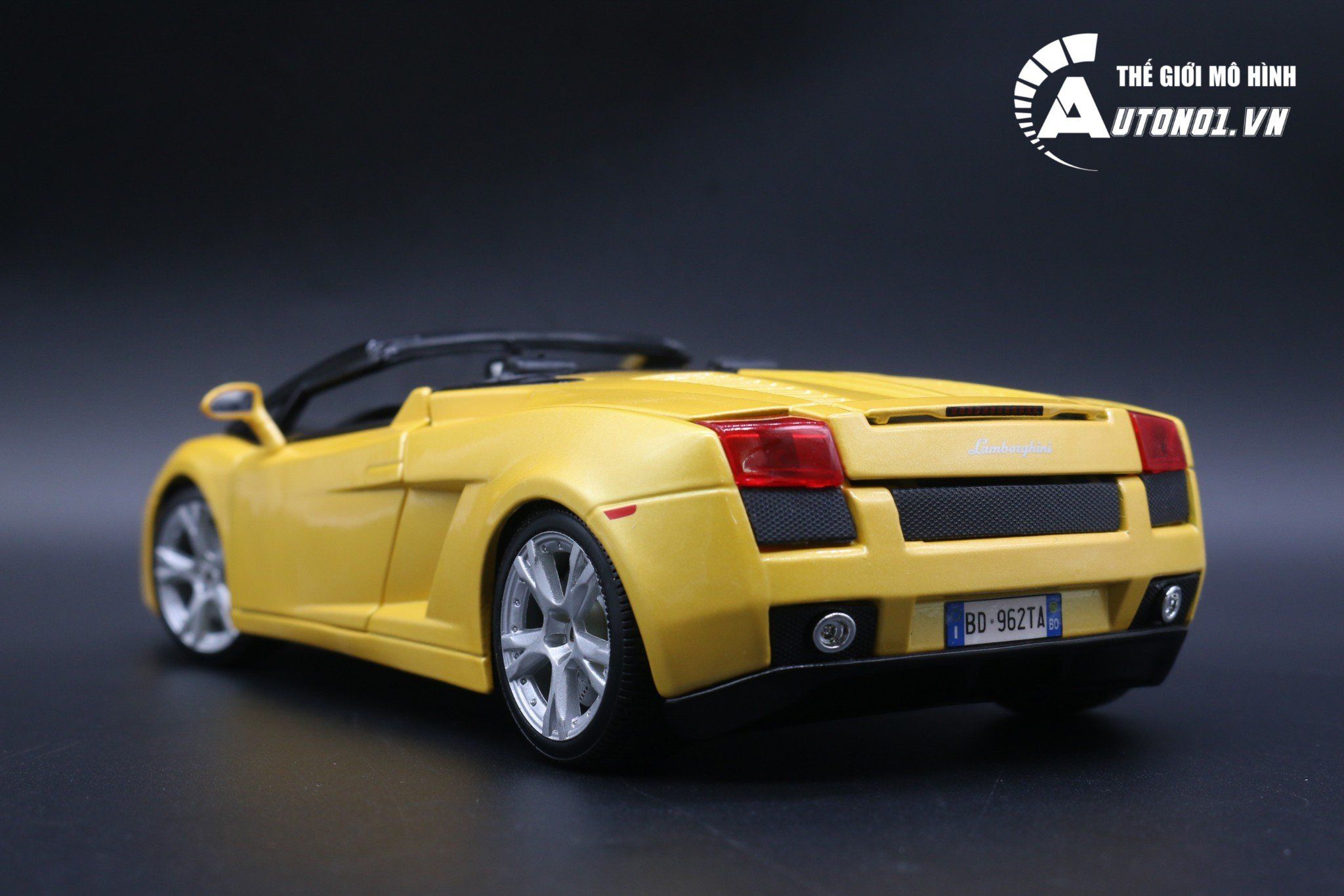  Mô hình xe Lamborghini Gallardo Spyder Yellow MH18-12016 tỉ lệ 1:18 Bburago 5239 