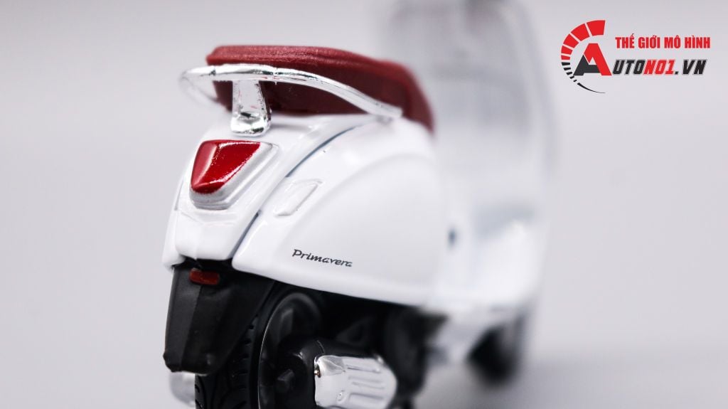 MÔ HÌNH VESPA PRIMAVERA 150 WHITE 1:18 MAISTO 6417